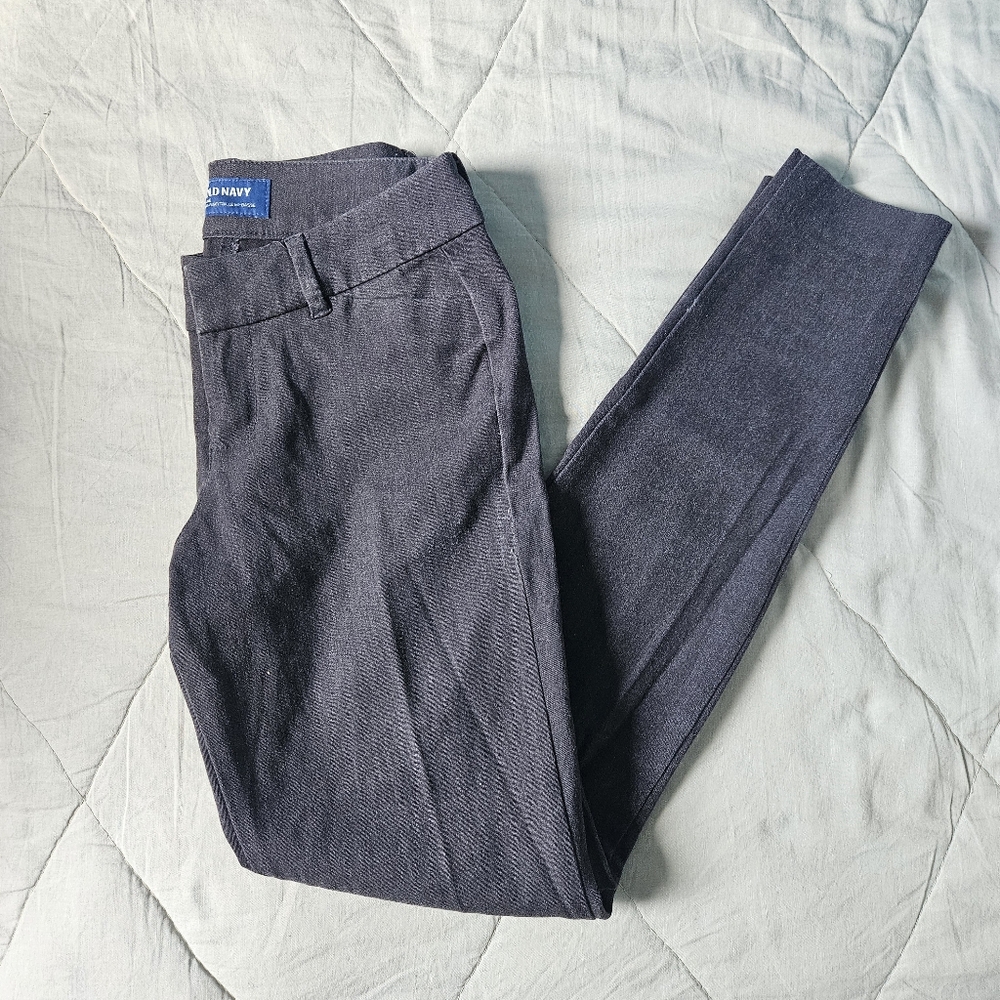 OLD NAVY Mid Rise Pixie Pants Grey Cotton Blend Size 0 PETITE SHORT